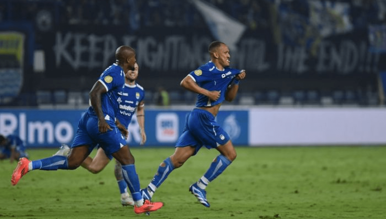 Persib vs Persebaya: Bojan Puji Kemenangan 2025